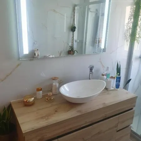 Grace House - Casa Inteira Belinho